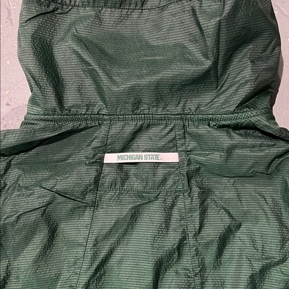 Nike Michigan State Spartans Green Hooded Windbreaker - Picture 5 of 5